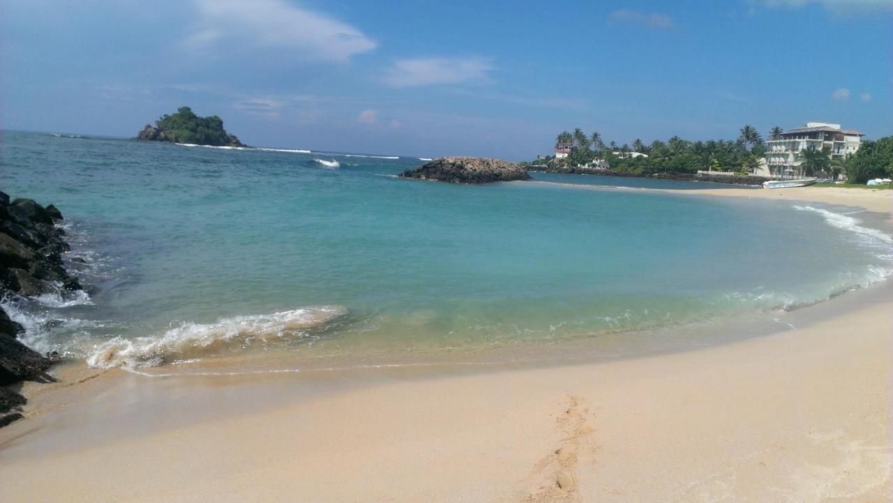 Sundance Surf Coconut Point Hotell Weligama Eksteriør bilde