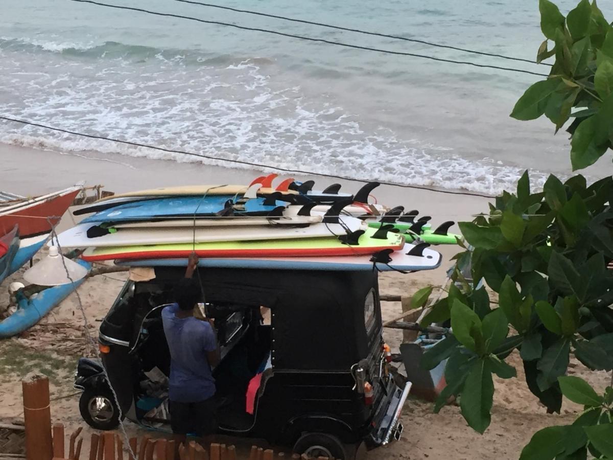 Sundance Surf Coconut Point Hotell Weligama Eksteriør bilde